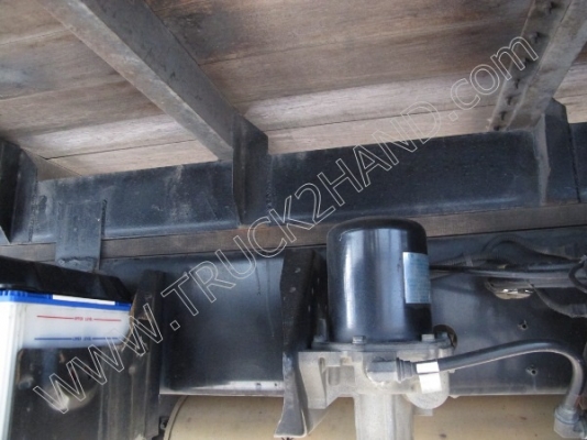 รถบรรทุก 6 ล้อตู้แห้ง ยี่ห้อ HINO รุ่น FC4J