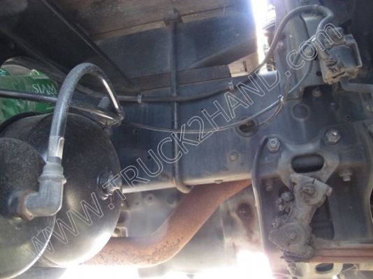 รถบรรทุก 6 ล้อตู้แห้ง ยี่ห้อ HINO รุ่น FC4J