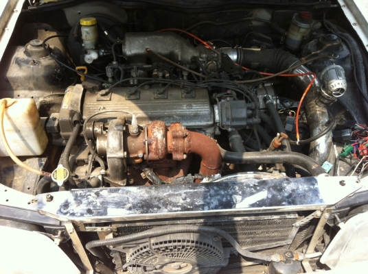 ขายรถโอเปิ้ลสี่ประตูสีขาว ขายรถโอเปิ้ลสี่ประตูสีขาว