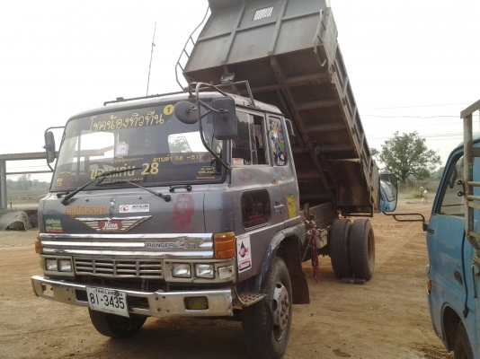 HINO  FD 175  เครื่องHO7C  เครื่อง180แรงม้า6ล้อดัมยาง900