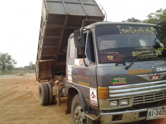 HINO  FD 175  เครื่องHO7C  เครื่อง180แรงม้า6ล้อดัมยาง900