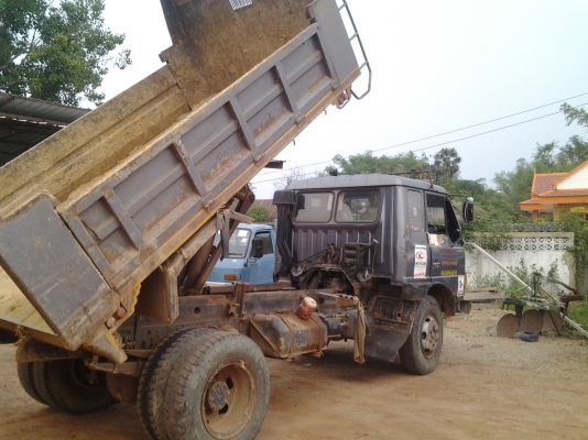 HINO  FD 175  เครื่องHO7C  เครื่อง180แรงม้า6ล้อดัมยาง900