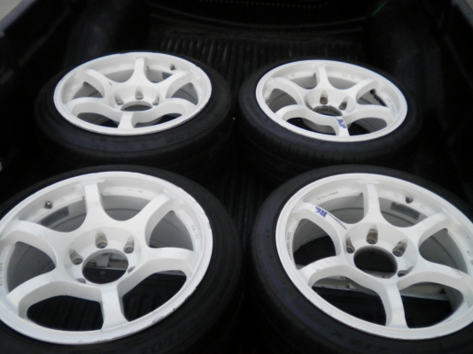 6รู ขอบ18 กว้าง8-9 พร้อมยาง