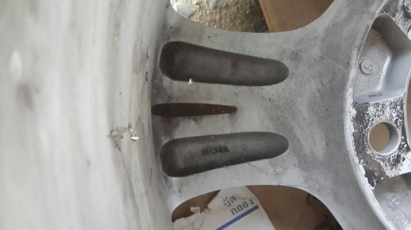 แม็กขอบ 16 x 8  6รู139  1ชุด