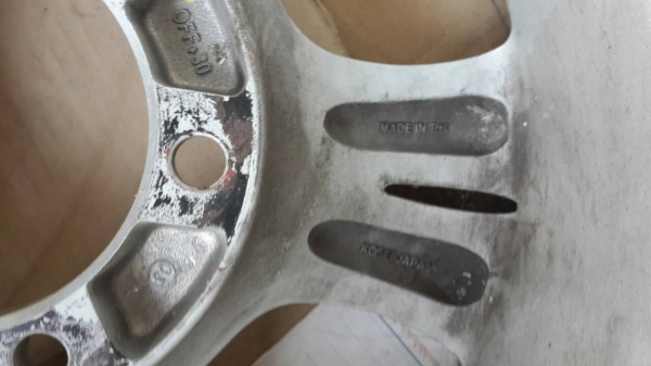 แม็กขอบ 16 x 8  6รู139  1ชุด