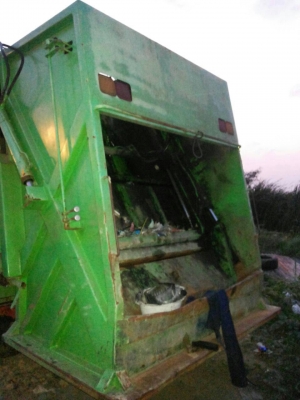 ขายรถขยะ2คัน ขายรถขยะ2คัน