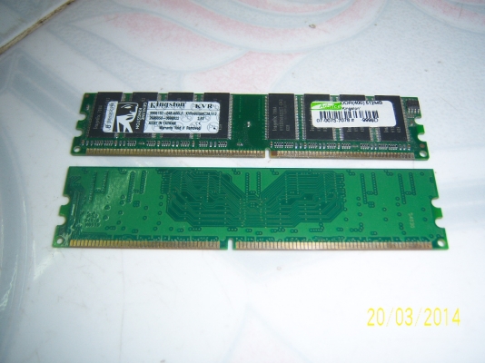 แรม DDR1/512  2ตัว