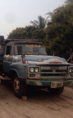 6ล้อหัวยาวISUZU TX เครื่อง6BB พวงมาลัยเพาเวอร์เฟืองท้ายFUSO มีเล่มทะเบียน 6ล้อหัวยาวISUZU TX เครื่อง6BB พวงมาลัยเพาเวอร์เฟืองท้ายFUSO มีเล่มทะเบียน