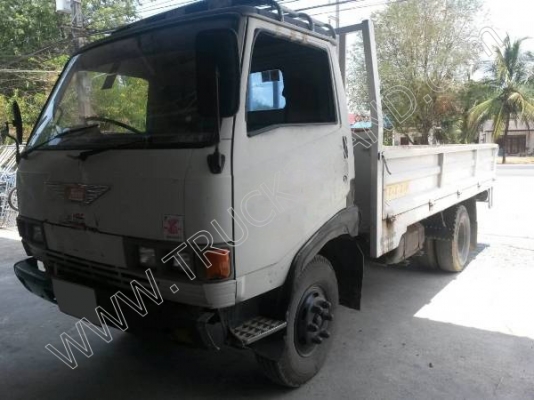 รถบรรทุก 6 ล้อ ยี่ห้อ HINO รุ่น KM777 (มีภาพ VDO ประกอบ)