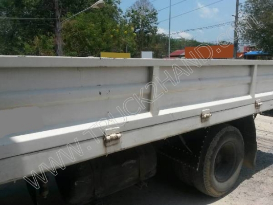 รถบรรทุก 6 ล้อ ยี่ห้อ HINO รุ่น KM777 (มีภาพ VDO ประกอบ)