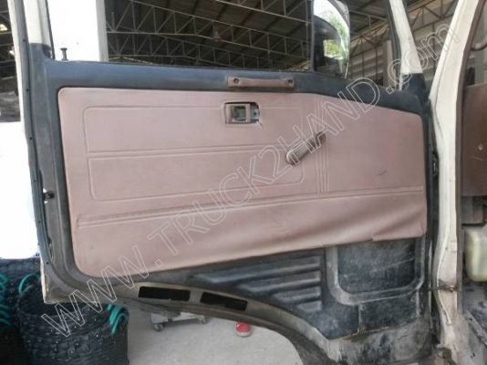 รถบรรทุก 6 ล้อ ยี่ห้อ HINO รุ่น KM777 (มีภาพ VDO ประกอบ)