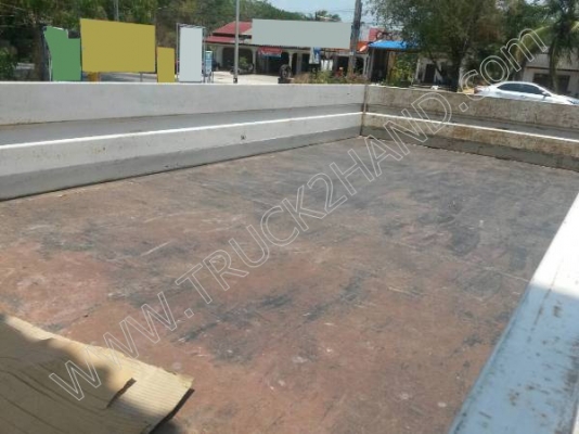 รถบรรทุก 6 ล้อ ยี่ห้อ HINO รุ่น KM777 (มีภาพ VDO ประกอบ)