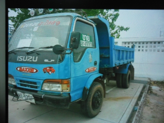 ขายรถบรรทุก 6 ล้อดั้ม ISUZU KS 110 วางเครื่อง 100 แรง F หน้า - หลังว่างหัว ตาหวานทะเบียนเต็ม