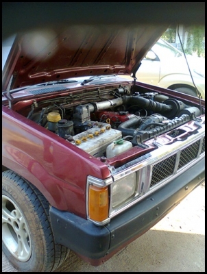 นิสสัน บิ๊กเอ็ม 4 ประตู