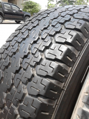 245/70R16 BRIDGE STONE DUELER H/T 689 มี 3 เส้น  โทร.081-427-3941