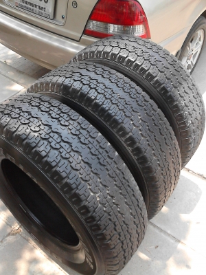 245/70R16 BRIDGE STONE DUELER H/T 689 มี 3 เส้น  โทร.081-427-3941