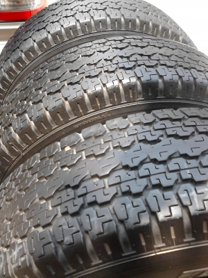245/70R16 BRIDGE STONE DUELER H/T 689 มี 3 เส้น  โทร.081-427-3941