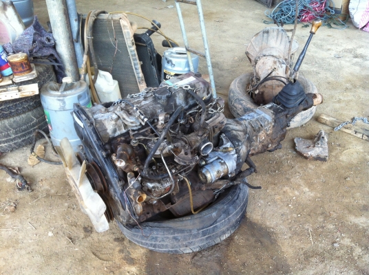 Toyota 2L HERO เครื่องพร้อมเกียร์ 27,000