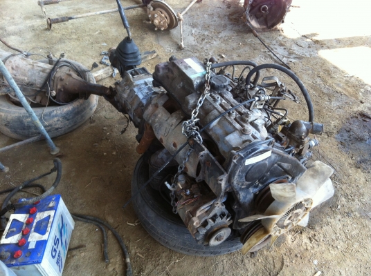 Toyota 2L HERO เครื่องพร้อมเกียร์ 27,000