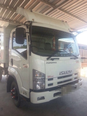 รถอีซูซุ 6 ล้อดั้ม FRR 210 แรงม้า. ปี 55 ( รถวิ่ง 4x,xxx กม. ) สนใจติดต่อ 081 - 6079515 รถอีซูซุ 6 ล้อดั้ม FRR 210 แรงม้า. ปี 55 ( รถวิ่ง 4x,xxx กม. ) สนใจติดต่อ 081 - 6079515