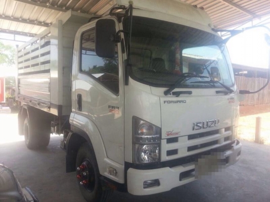 รถอีซูซุ 6 ล้อดั้ม FRR  210 แรงม้า. ปี 55  ( รถวิ่ง 4x,xxx กม. )   สนใจติดต่อ 081 - 6079515
