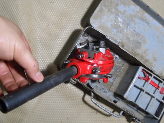 ดายเกลียว WHALE BRAND 1/2 -1 1/2 พร้อมกล่อง