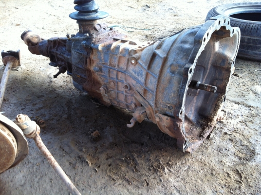 เกียร์ อีซูซุมังกร พร้อมใช้ ไม่หลุด ไม่หอน