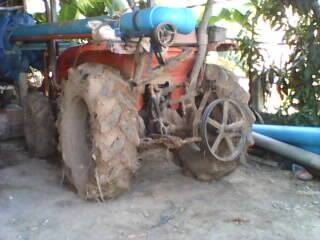 **380,000 บ.ต่อรอง**ขายแพ็คคู่(ไม่แยก) ซื้อ1แถม1 รถไถ2เพลาส้มๆ KUBOTA L3608 36แรง เครื่องเดิมปั้มเดิม เครื่องดีเกียร์ดี ปั้มดี ชั่วโมงทำงาน 2,6xx ชั่วโมง พร้อมอุปกรณ์ 3ชิ้น ใบดัน หาง4 โรตารี่ สภาพดีพร้อมใช้งาน แถม รถกระบะ MITSU L200 CAB AERO BODY ปี36/93 **380,000 บ.ต่อรอง**ขายแพ็คคู่(ไม่แยก) ซื้อ1แถม1 รถไถ2เพลาส้มๆ KUBOTA L3608 36แรง เครื่องเดิมปั้มเดิม เครื่องดีเกียร์ดี ปั้มดี ชั่วโมงทำงาน 2,6xx ชั่วโมง พร้อมอุปกรณ์ 3ชิ้น ใบดัน หาง4 โรตารี่ สภาพดีพร้อมใช้งาน แถม รถกระบะ MITSU L200 CAB AERO BODY ปี36/93