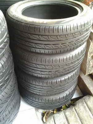 ขายยาง BRIDGESOTNE AR10 185-55-15 ปลายปี10 ไม่บวม ไม่กินข้าง ชุดละ 3,900 บาท