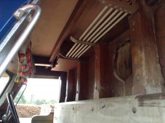 ขาย 10 ล้อหัวยาว 2 เพลาใหญ่ช่วงล่าง FUSO เครื่อง EH700 168 แรงม้า สโลว์อินเตอร์ คัสซีสวยจัด ยางเต็ม ทะเบียนพร้อมโอน