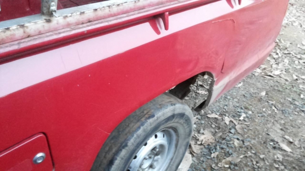 ***ขายแล้วครับขอบคุณ Truck2hand ขายกระบะตอนเดียว MITSU L200 CYCLONE 2.5ปี37/94 เครื่องเดิมเกียร์เดิม แน่นดีไม่เยิ้ม ช่วงล่างดี คัสซีมีตำหนิ ผุช่วงปลายทั้ง2ข้างต้องเก็บ ช่วงกลางตัวยังดี กระบะพื้นมีผุนิดหน่อย หัวเก๋งดีภายในคอนโซลครบ พ.ธรรมดา แอร์ ยางหน้าดี