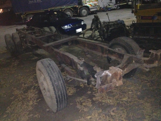 ขายช่วงล่าง30,000 พร้อมคัซซี 6ล้อ ฮีโน่ตามสภาพครับ