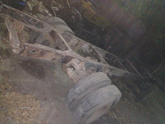 ขายช่วงล่าง30,000 พร้อมคัซซี 6ล้อ ฮีโน่ตามสภาพครับ