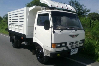 รถหกล้อดัมพ์ HINO KM777 ปี 35 คอกสูง เครื่อง 117 แรงม้า สภาพพร้อมใช้งาน 480,000