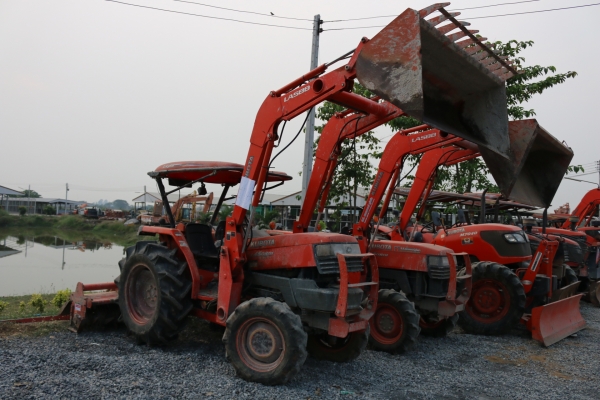 บุ้งกี้ KUBOTA L4508 DI MAX คุณภาพเยี่ยม มี 2 คันให้เลือก บุ้งกี้ KUBOTA L4508 DI MAX คุณภาพเยี่ยม มี 2 คันให้เลือก