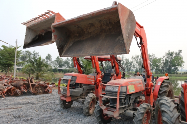 บุ้งกี้ KUBOTA L4508 DI  MAX   คุณภาพเยี่ยม มี  2 คันให้เลือก