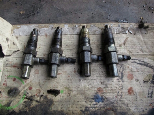 ขายหัวฉีด isuzu c223  c240ราคา2000