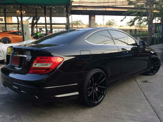 ขาย Benz C 180 Coupe วิ่งน้อยรถสวย ราคาถูก