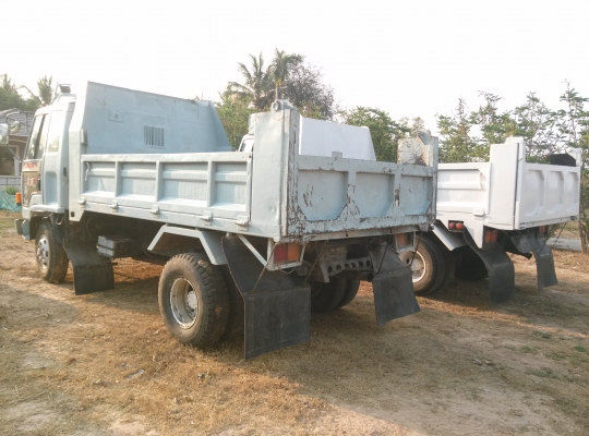 ขาย อีซูซุร็อคกี้ 195 กับ 175 ขาย อีซูซุร็อคกี้ 195 กับ 175