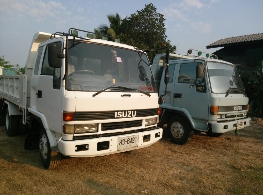 ขาย อีซูซุร็อคกี้ 195 กับ 175