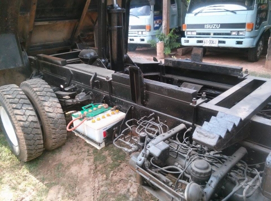 ขาย อีซูซุร็อคกี้ 195 กับ 175 ขาย อีซูซุร็อคกี้ 195 กับ 175