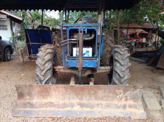 ขายรถไถ Ford 80-66s มีทะเบียน สองเพลา