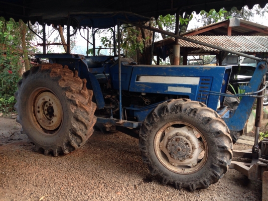 ขายรถไถ Ford 80-66s มีทะเบียน สองเพลา