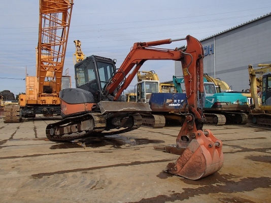 รถแบคโฮเก่าญี่ปุ่น Hitachi ZX40U-2 หัวกระแทก + บุ้งกี๋