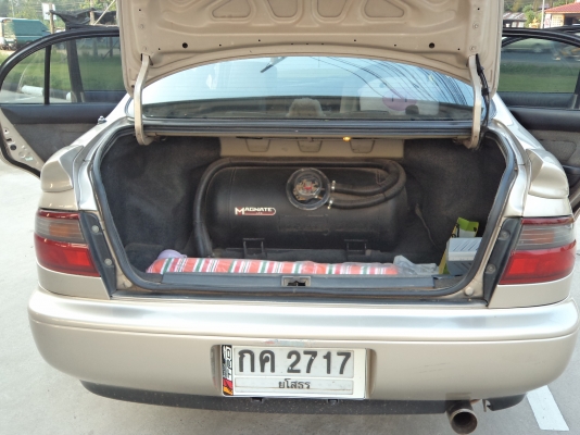 toyota corona 2.0 gli 4ect Auto ท้ายโด่ง ติดแก๊ส LPG ลงเล่มแล้ว 130,000 บาท