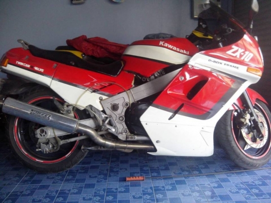 ขาย zx10 ปี 1989 สภาพเครื่องแน่นมากครับ แรงบิดยืนพื้นสบายๆ260km/h ของเหลวเปลี่ยนใหม่หมด ท่อสูตรไทเทเนี่ยม MUZZY ราคา75,000บาทเหลือ 65000 อินวอยแท้นะครับ 0954933733
