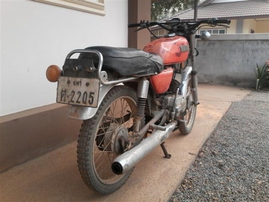 ขายยามาฮ่า RX100 เล่มทะเบียนไม่ได้ตามชุดโอนเครื่องดียังแน่นภาษีขาดปี 40 ขาย 4900 บาท