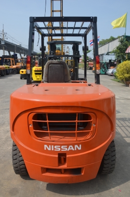 ขาย Nissan F04D45UT ดีเซล Mitsubishi S6S ออโต้ 4.5 ตัน ยกสูง	 3 เมตร