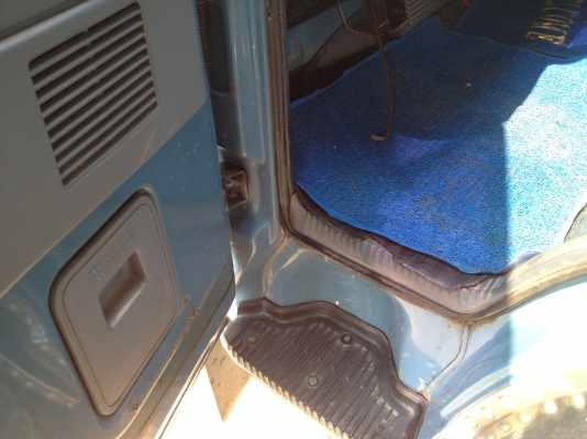 ขายNPR115 เครื่องเกียร์ ช่วงล่างเดิมหมด รถห้าง หัว+คัทซีสวยมาก