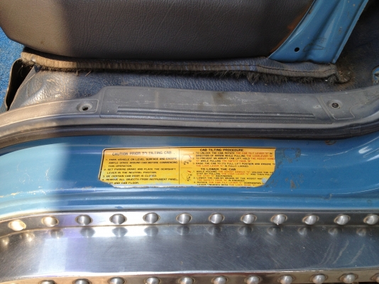 ขายNPR115 เครื่องเกียร์ ช่วงล่างเดิมหมด รถห้าง หัว+คัทซีสวยมาก